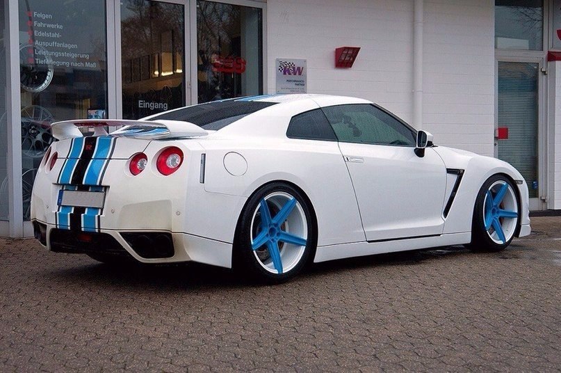 GT-R R35 - 2