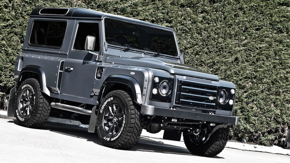 Kahn Design Land Rover Defender XS90