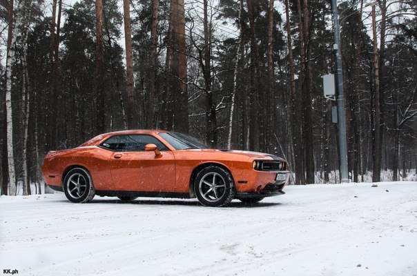 Dodge Challenger - 3