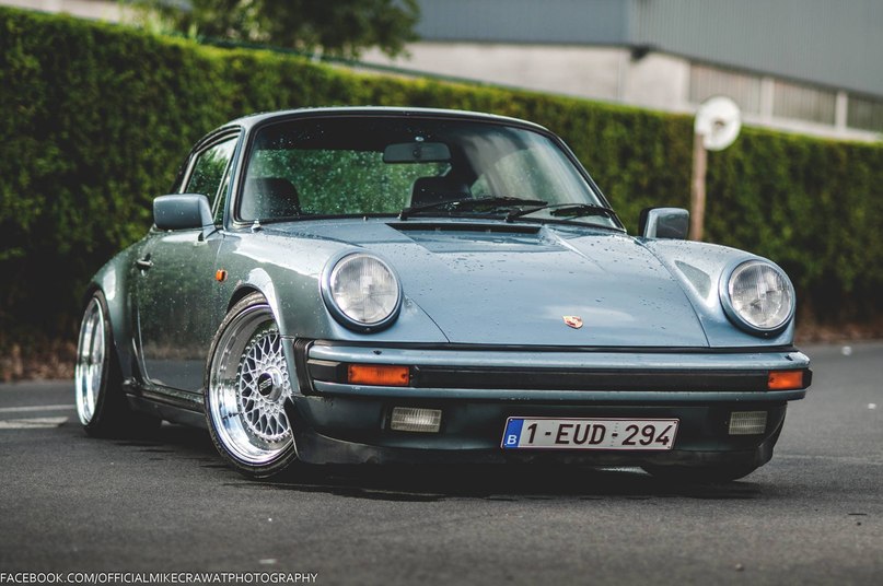 Porsche 911 Carrera.