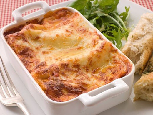 Лазанья с куриной грудкой и творогом.На 8 порций понадобится:Макаронные изделия Lasagne — ...