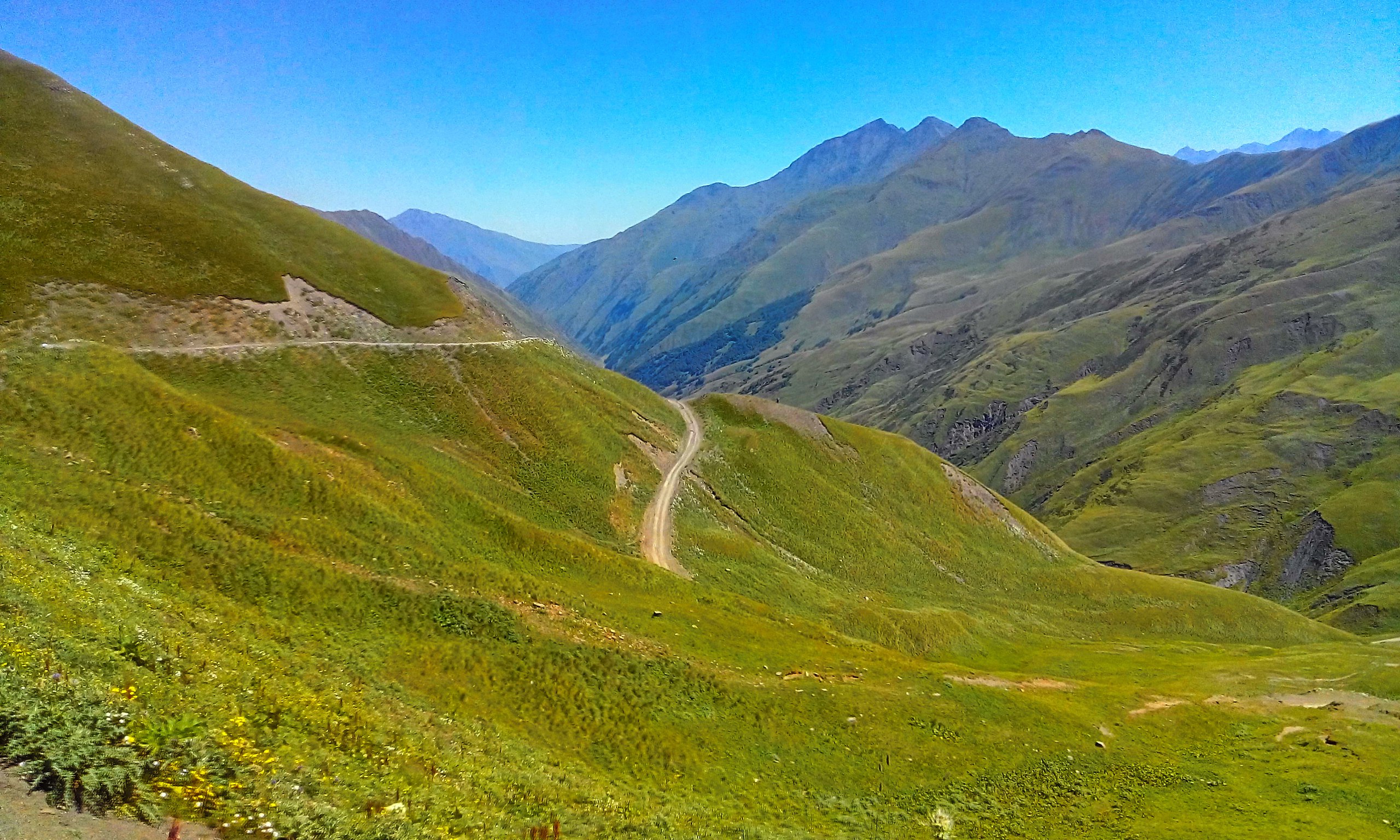 Datvijvari Pass (Bear Cross Pass, 2670 m above sea level) - 3