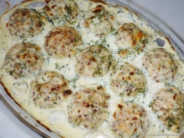 Легкие тефтели с начинкой и вкусным соусом (139 ккал/100 гр).Ингредиенты:Грудка куриная (индейки) - ...