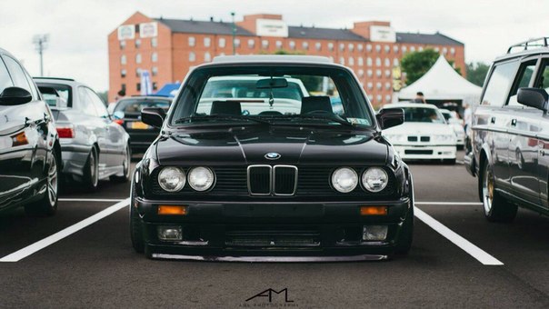 BMW 3 Series E30