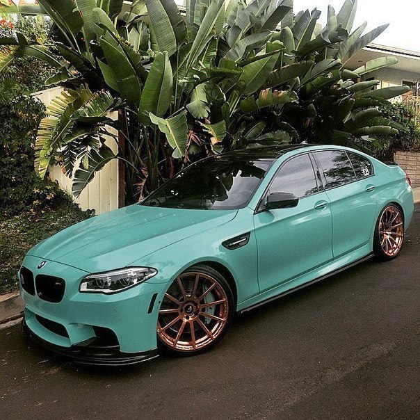 BMW M5 F10