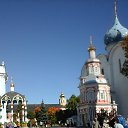   ))  !!!, , 70  -  10  2015    