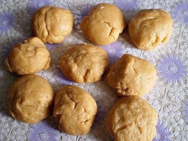 Медовый торт.Ингредиенты для теста:Яйца куриные — 2 шт.Маргарин — 200 гСахар — 200 гМед — 3 ст. ... - 6