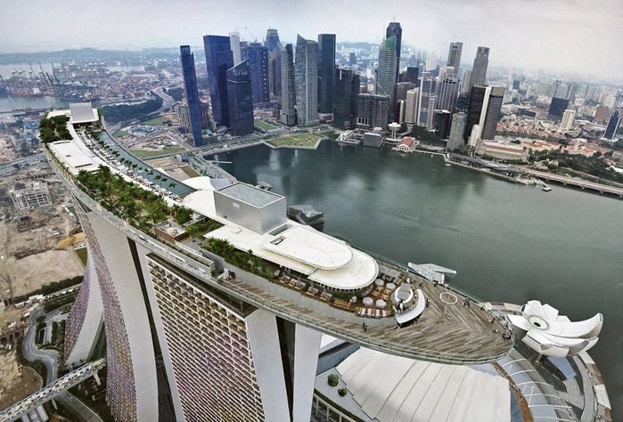    -  arina Bay Sands.