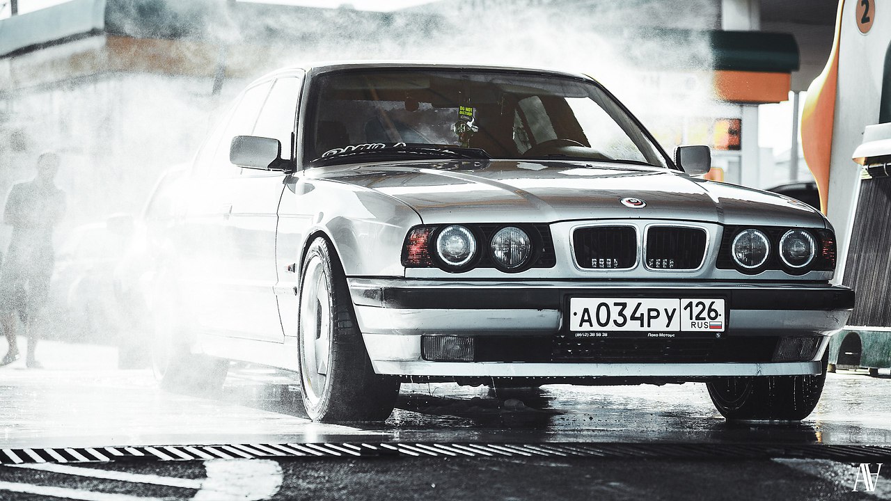  | BMW - 27  2015  23:13