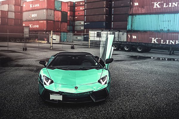 Lamborghini Aventador and Chrome - 5