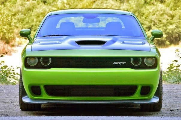 Dodge Challenger SRT Hellcat