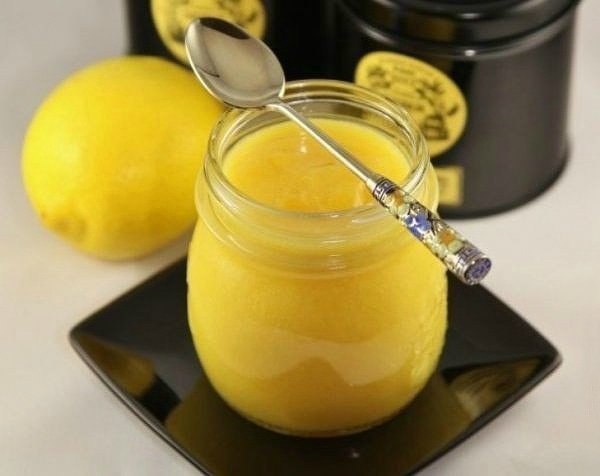 Лимонный крем. Ароматный и вкусный десерт. Ингредиенты: -Лимон — 4 шт. -Яйцо (желток) — 6 шт. -Сахар ...