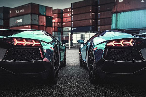 Lamborghini Aventador and Chrome - 2