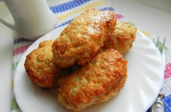 Супер пышные котлеты из куриного фарша с овсяными хлопьями.Ингредиенты: 500 г фарша куриного 1 яйцо ...