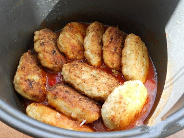 Котлеты из куриного фарша с капустой тушеные в томате. Фарш куриный (лучше пополам - филе + красное ... - 8