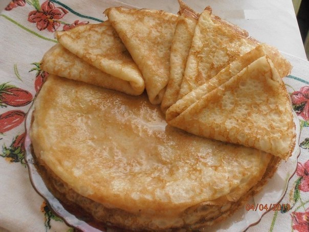 Блинчики с сахаром и маслом.Ингредиенты:для теста:4 яйца2 ст. л. сахара2 ст. молока1ст. муки2ст. ...