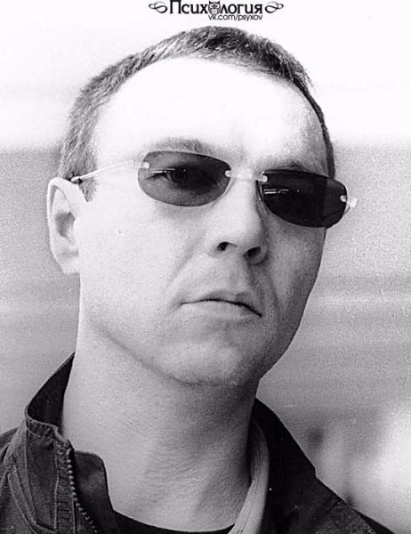 25 колючих цитат Виктора Пелевина.Человеку не нужно трех сосен, чтобы заблудиться, — ему достаточно ...
