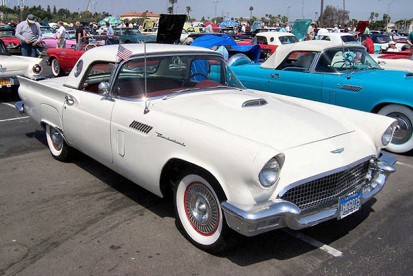 Ford Thunderbird (13 фото) http://milliarderr.com/blog/2015-12-02-9772 - 2
