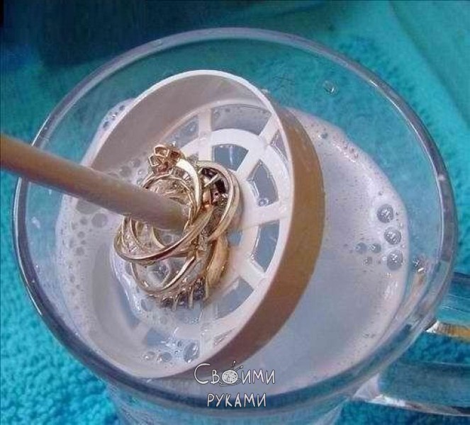 Для того, чтобы ювелирные изделия сверкали как новые: Вам понадобятся: - 1 столовая ложка соли - 1 ...