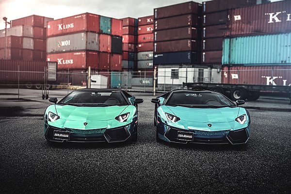 Lamborghini Aventador and Chrome - 3