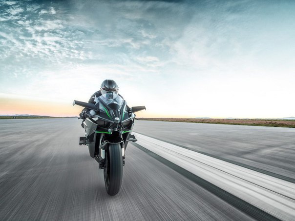 Kawasaki Ninja H2R - 8