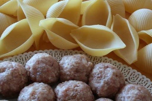 Ракушки фаршированные. Ингредиенты: Макаронные изделия