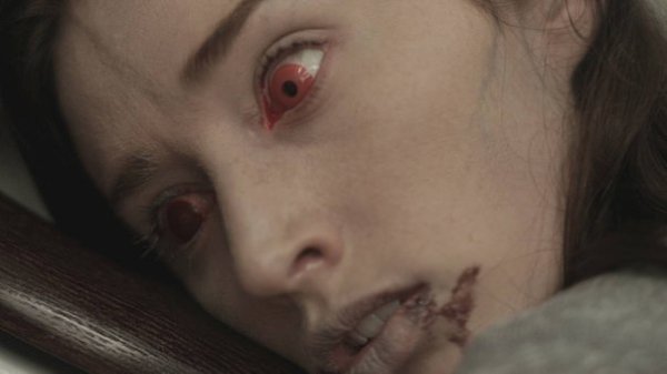 Заражённая (2013).Жанр: #ужасы, #триллер, #драмаФильм рассказывает о страшной вирусной болезни, ... - 2