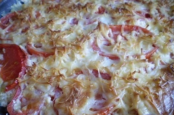 НЕЖНАЯ ЗАПЕКАНКА С КАБАЧКАМИ.ИНГРЕДИЕНТЫ: Кабачок — 1 шт. Фарш — 300 г Помидоры среднего размера — ...