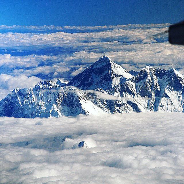 Good morning! Such a beautiful view Isn't it? Tag one who deserves https://fotostrana.ru/away?to=/sl/mq45 dream #Everest ...