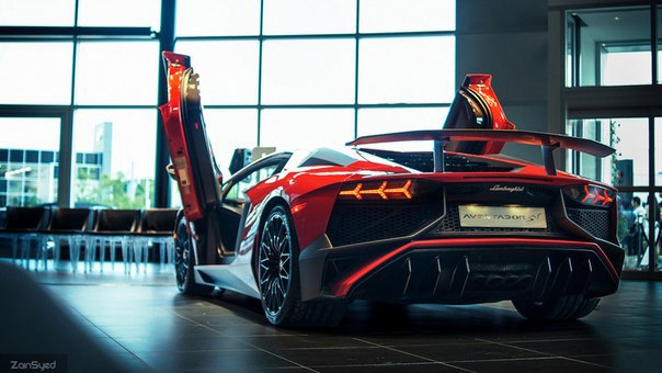 Lamborghini Aventador SV