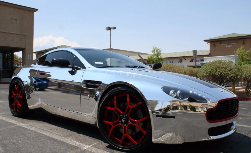 Aston Martin V8 Vantage