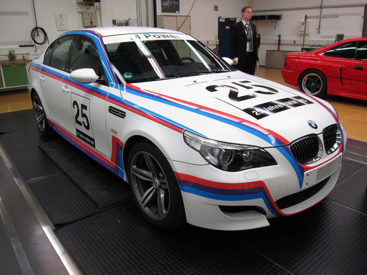 BMW M5 E60 CSL