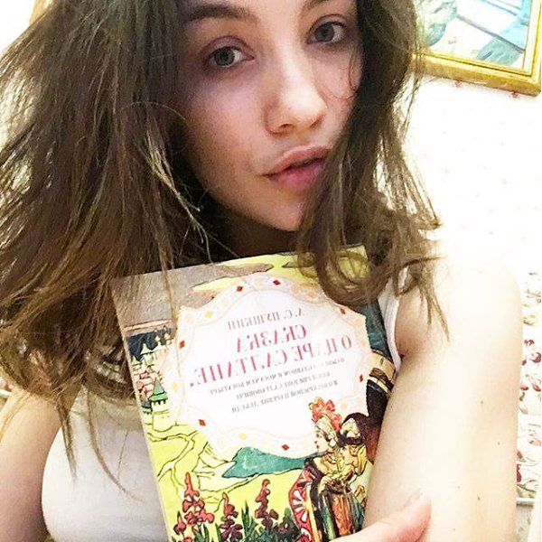 И все-таки нет ничего лучше чем анекдоты о Ходже Насреддине и Сказки Великого А.С. Пушкина! Спасибо ...