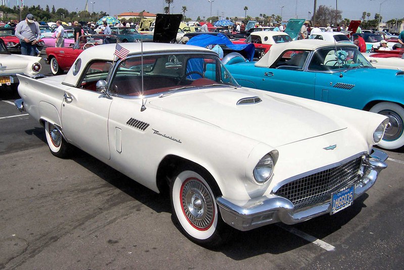 Ford Thunderbird (13 ) https://fotostrana.ru/away?to=/sl/Kz33 - 2