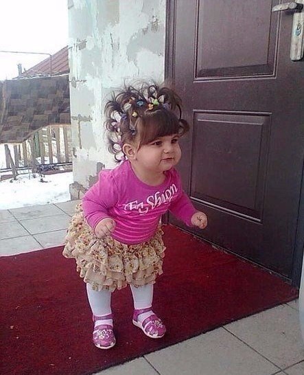 - Никуда я с тобой не пойду! - А чего тогда вырядилась и накрасилась? - А чтобы ты видел, какая ...