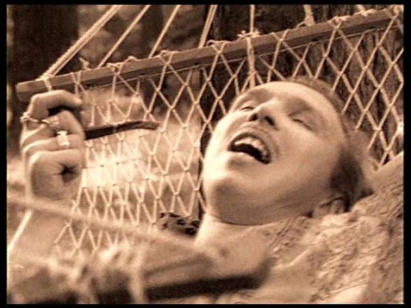 паша музыкант баян. а за окошком месяц май гарик сукачев. а за окошком месяц май гарик сукачев. гарик сукачев за окошком месяц маи. сукачев за окошком слушать.