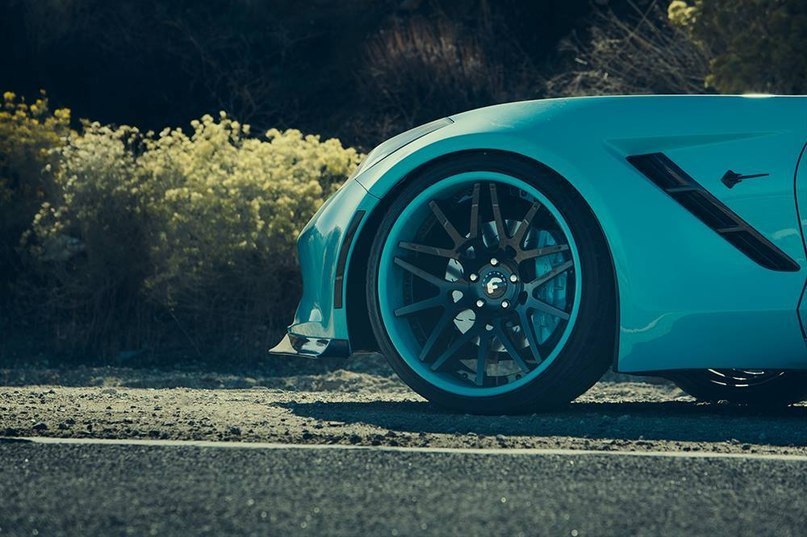 Chevrolet Corvette C7 Stingray. - 4
