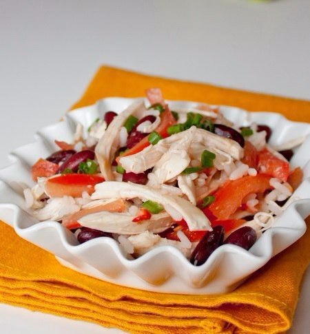 Салат с фасолью и курицей.700г куриной грудки30мл оливкового масла5 клубней картофеля3 сладких ...
