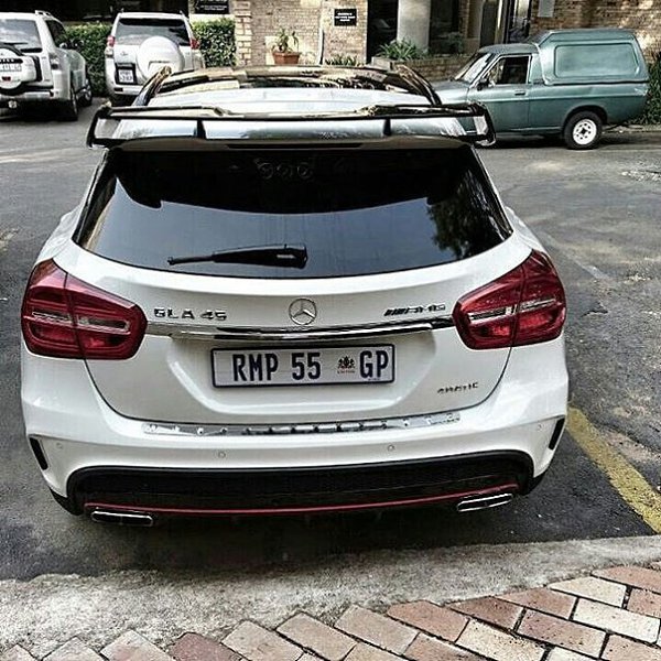 Mercedes-Benz GLA45 AMG