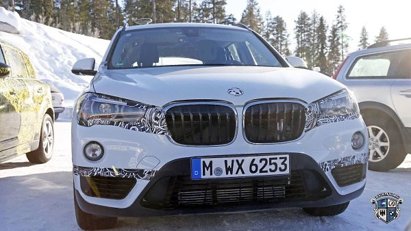  BMW X1  224- .        ... - 4