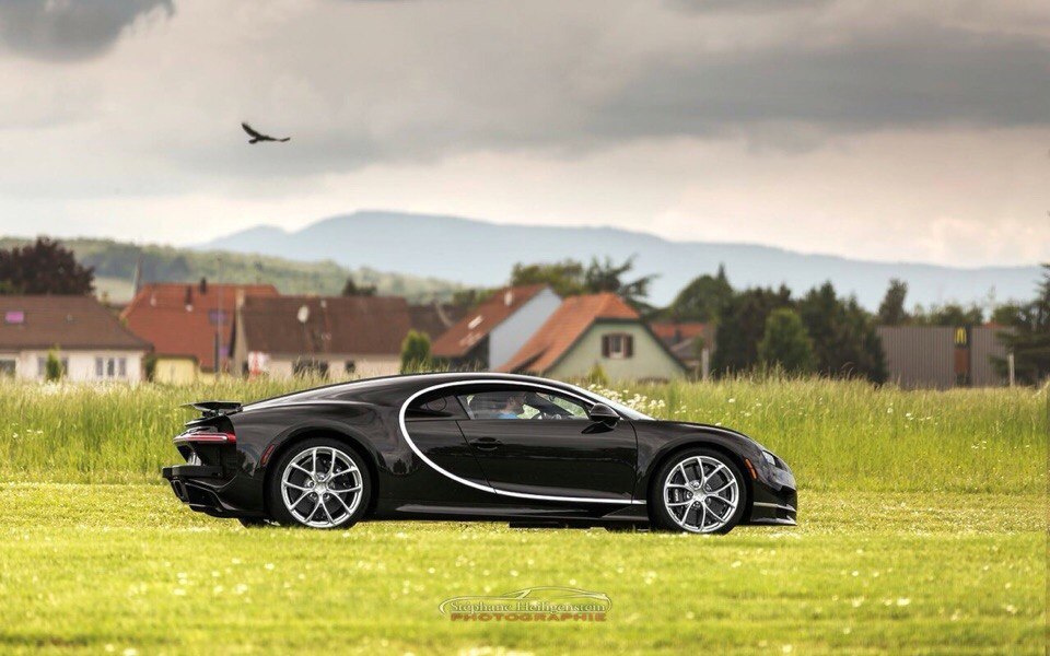 Bugatti Chiron - 6