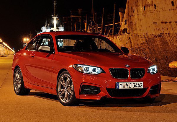 2014 BMW M235i Coupe.   250 /   100 / 4.8    ...