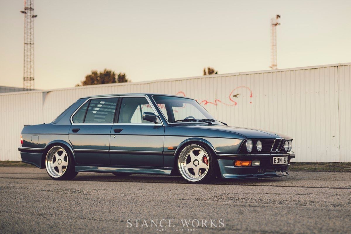 BMW E28 535i