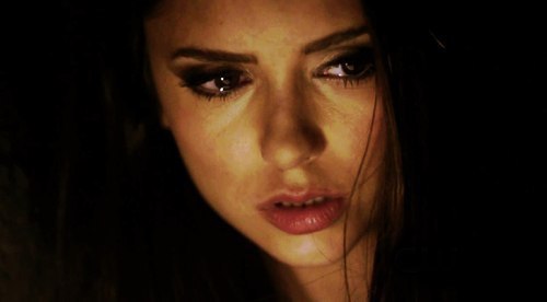 - Что с тобой? - Мне не хорошо. - Что у тебя болит? - Душа, мама...