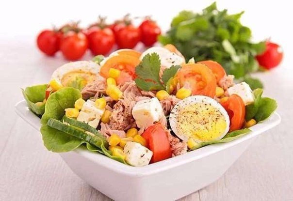 Салат с тунцом, яйцом и томатами.на 100грамм - 66.89 ккалБ/Ж/У - ...