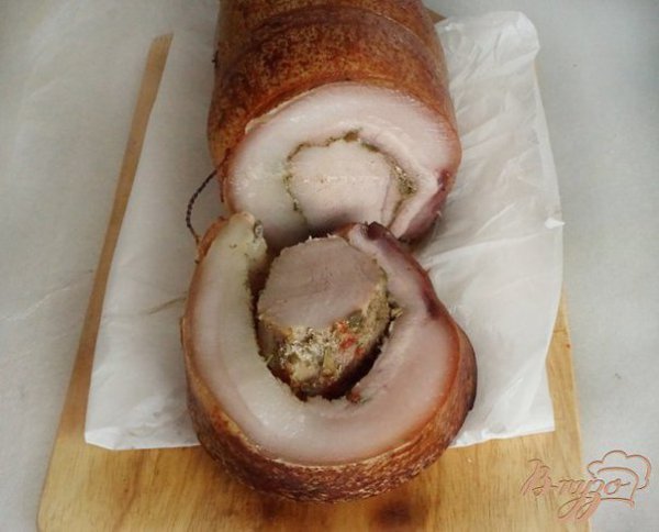 Мясной рулет.Ингредиенты:Корейка 1 кг.Грудинка свиная 1 кг.Специи для мяса 2 ст. л.Соль 1 ч. л.Мед ... - 9