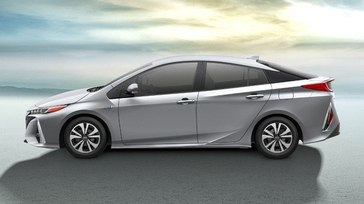 2017 Toyota Prius Prime:      2   100 . Toyota ... - 4