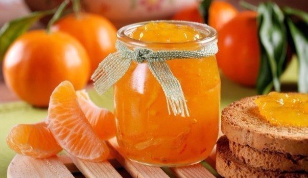 Рецепт ароматного варенья из мандаринов.Ингредиенты:- 1 кг мандаринов- 1 крупный апельсин- 1 кг ...