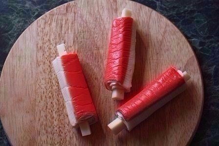 Крабовые палочки в кляре с сыром.Ингредиенты и приготовление:- крабовые палочки (сколько Вашей душе ... - 3