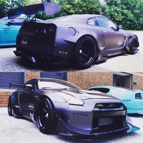 Nissan GTR